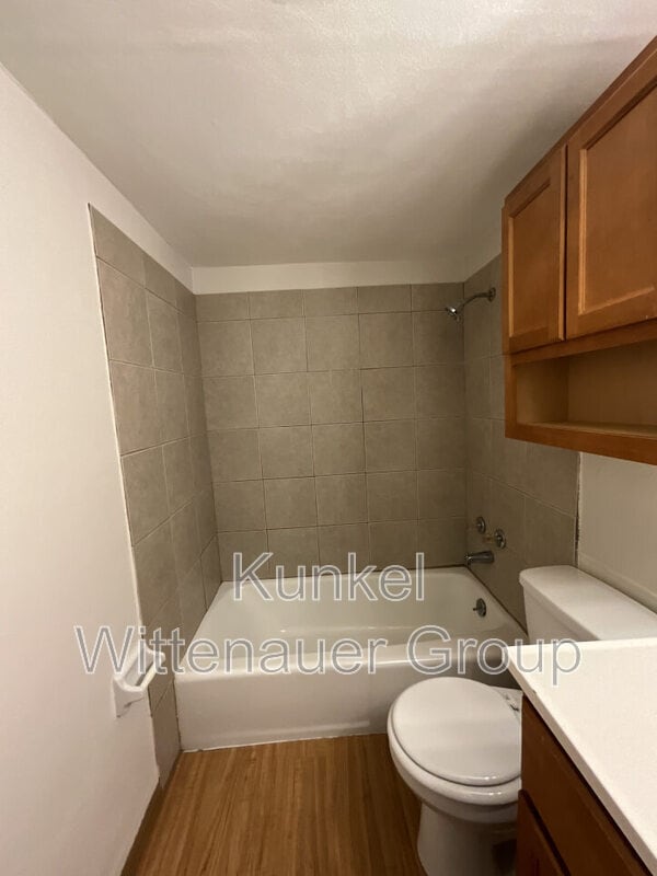 Building Photo - 1813 Jamestown Rd