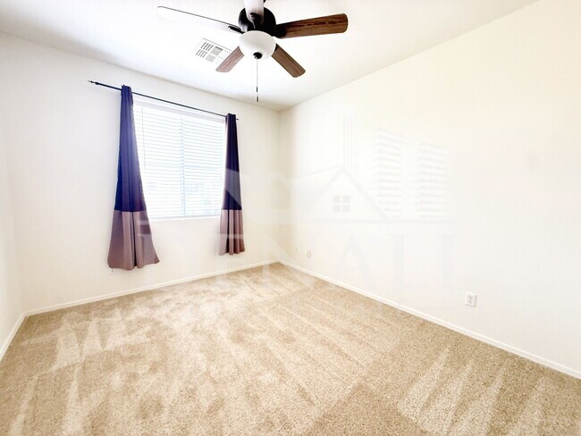 Building Photo - 1275 E Marcella Ln