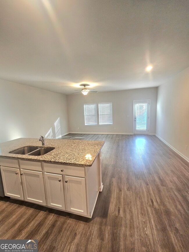 Building Photo - 148 Vlg Grn Dr NW