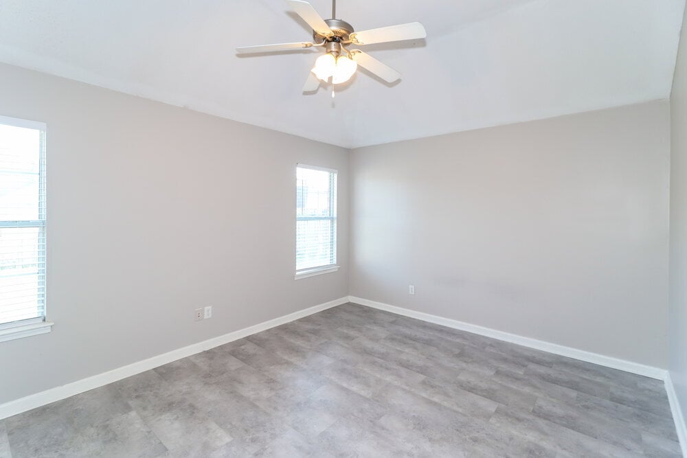 Building Photo - 9887 Wynngate Dr