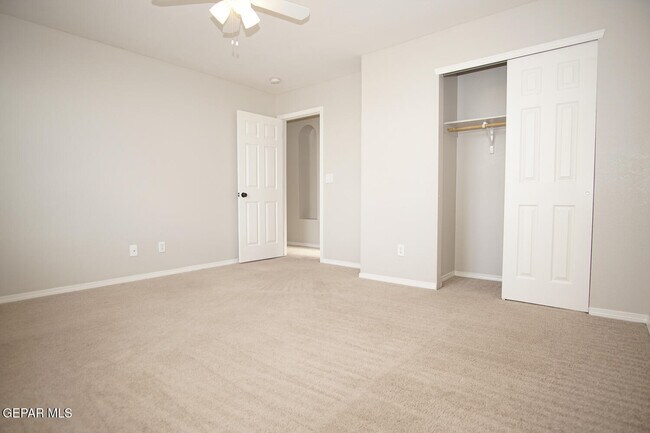 Building Photo - 14206 Otter Point Ct