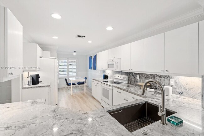 Building Photo - 2090 Borealis Way