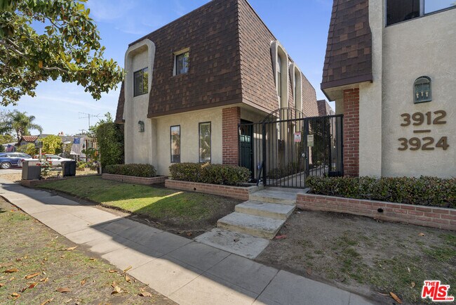 Building Photo - 3912 Girard Ave