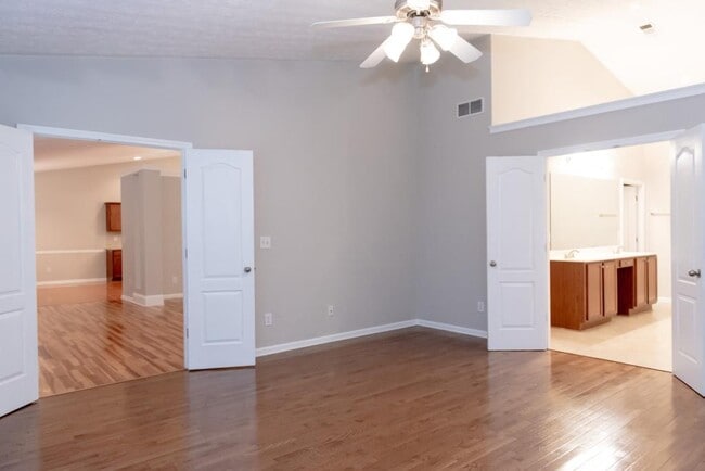 Building Photo - 1159 Simonton Glen Way SE