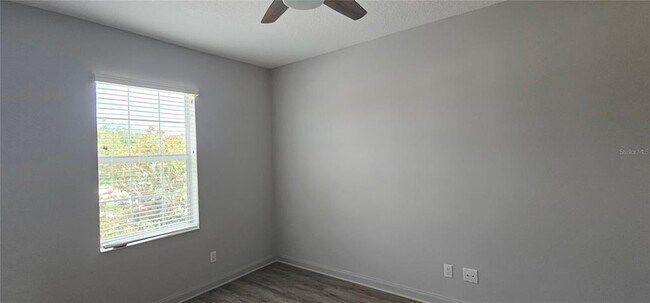 Building Photo - 1801 Burgos Dr