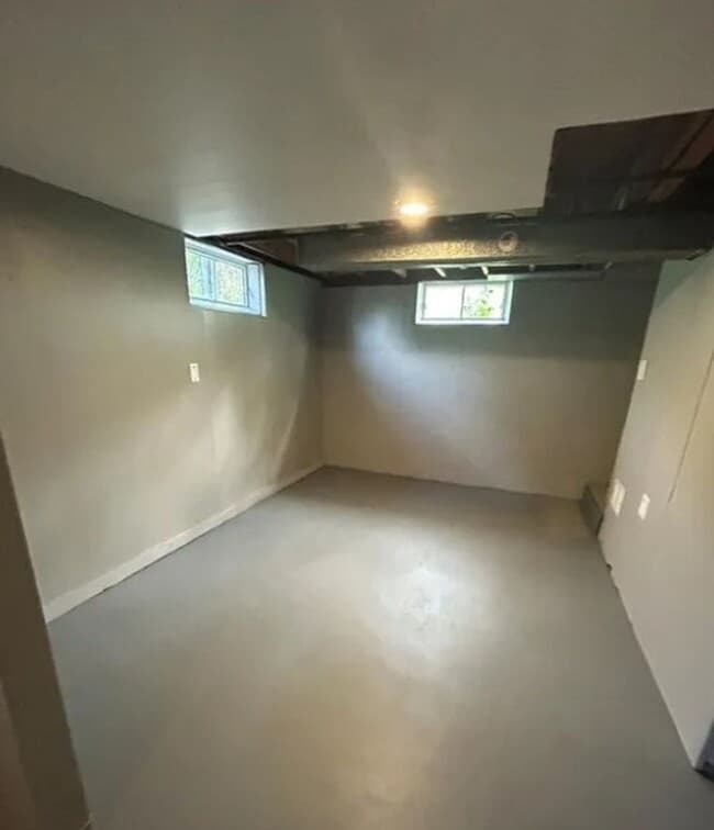 Building Photo - For Lease