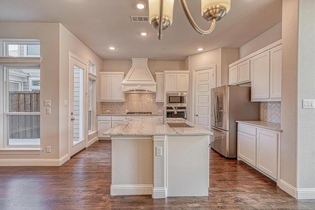Building Photo - 4932 McKinney Hollow Dr