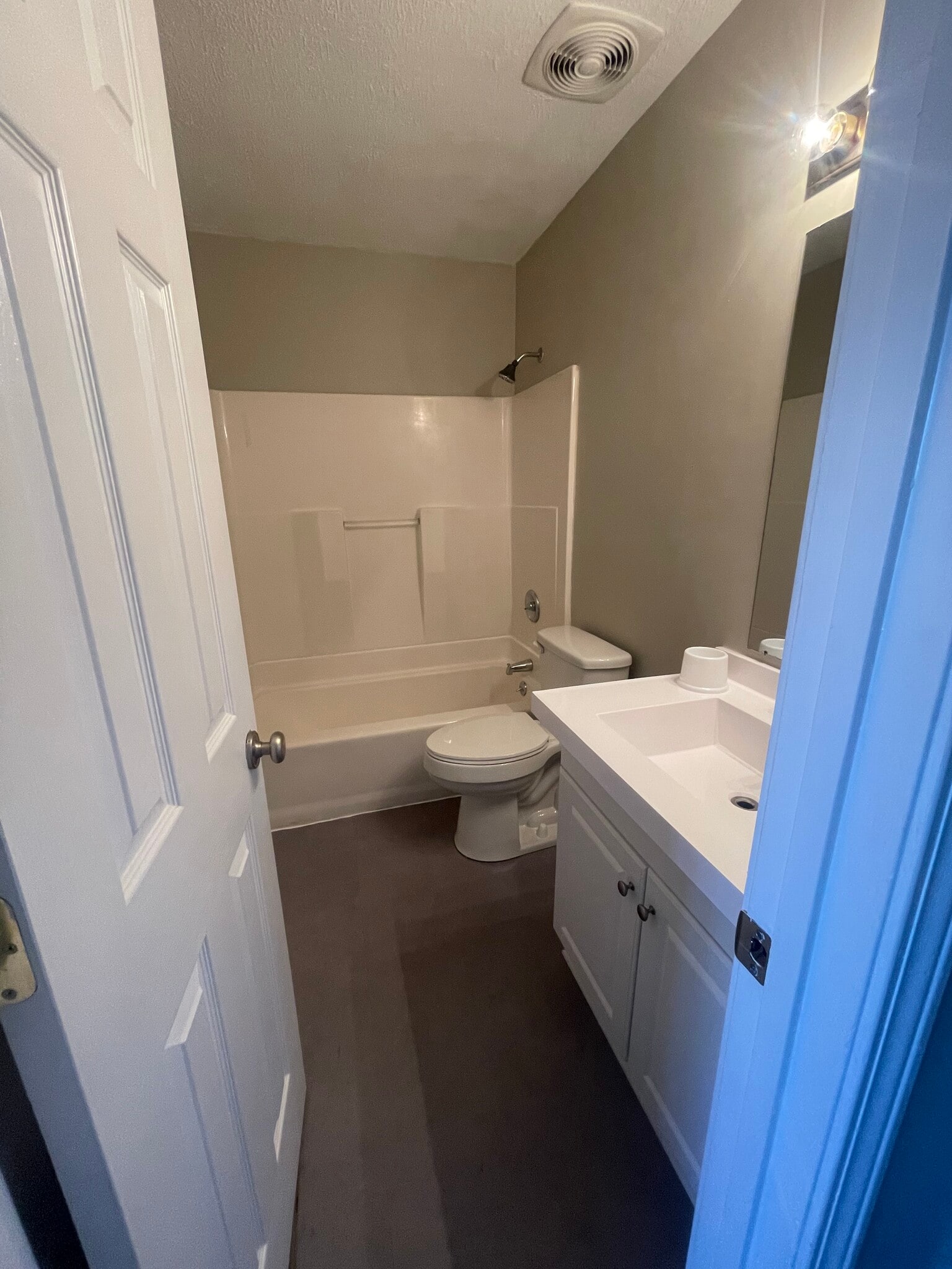 Building Photo - 4015 Rudy Martin Dr