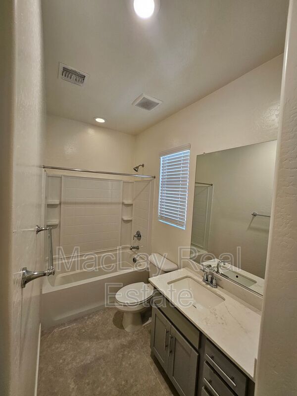 Building Photo - 4061 E Pony Ln