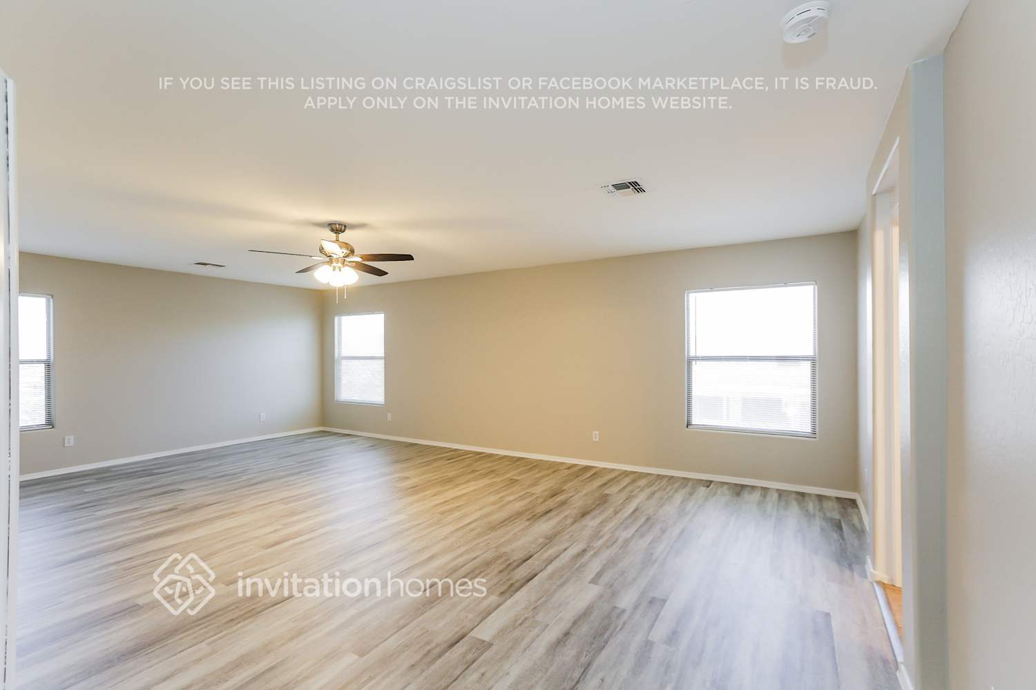 Building Photo - 11867 W Sherman St