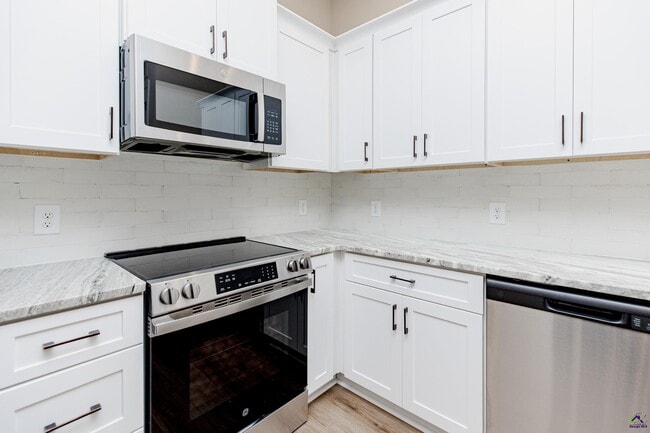 Building Photo - 1013 Northside Dr