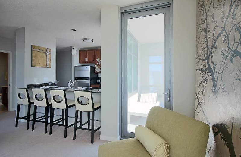 Building Photo - 546 W Kinzie St