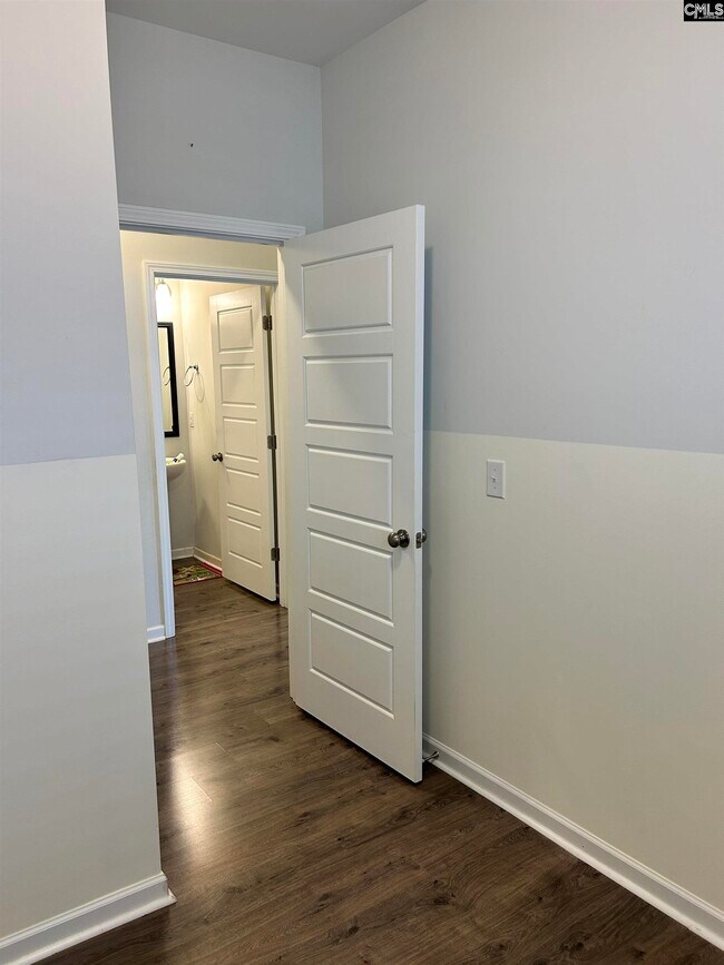 Building Photo - 309 Lanyard Ln