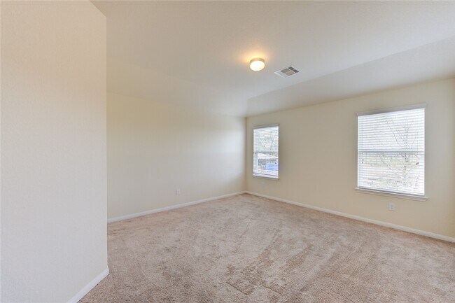 Building Photo - 10907 Woodland Leaf Ln