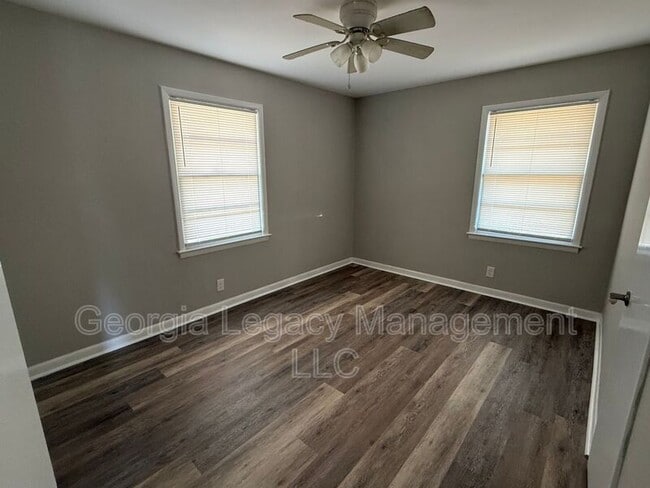 Building Photo - 468 Taylor St