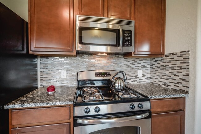 Building Photo - 8730 Sunny Gallop Dr