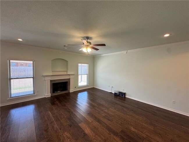 Building Photo - 4849 W Oldham Dr