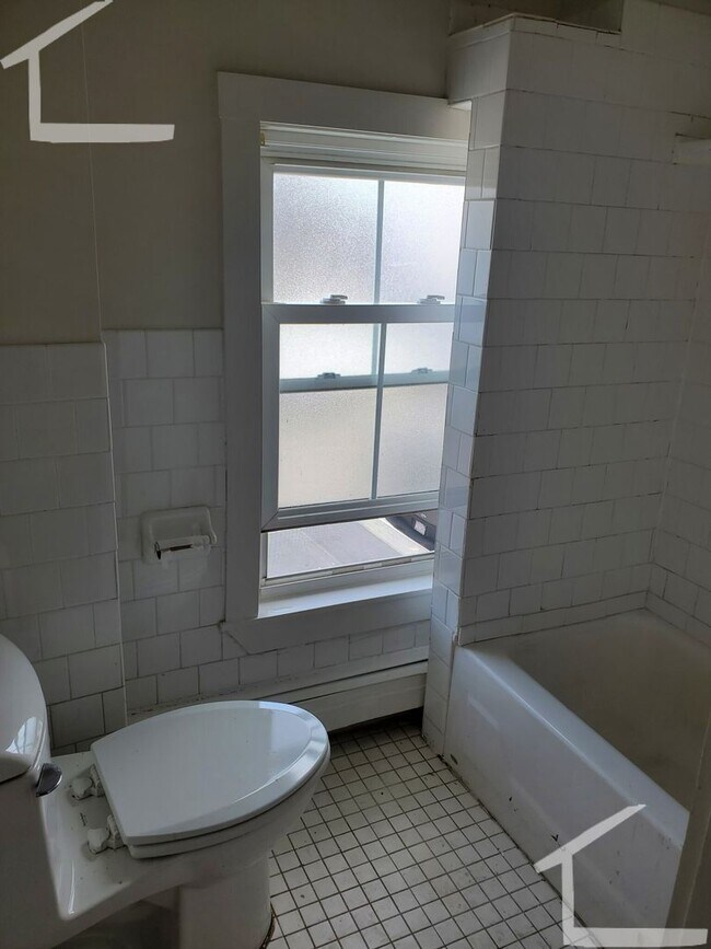 Building Photo - 27 Winship St #33 Boston MA 02135
