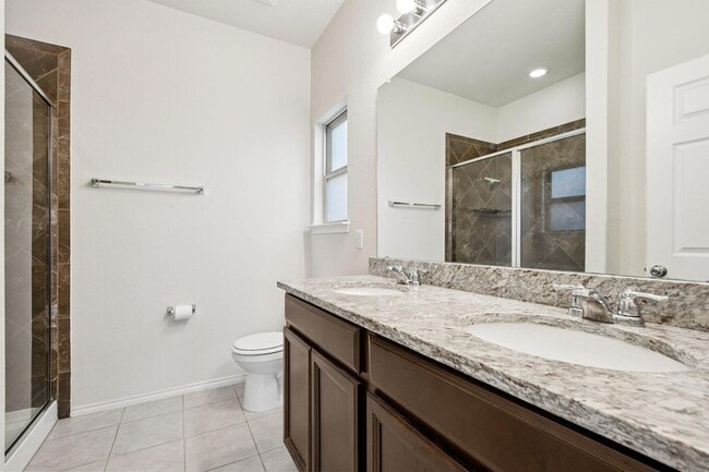 Building Photo - 212 La Dera Dr