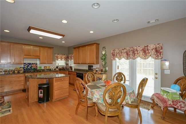 Building Photo - 172 Villa Pl Ct