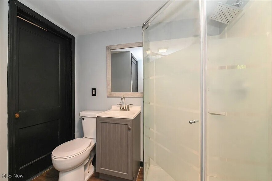 Building Photo - 3620 E 63rd St