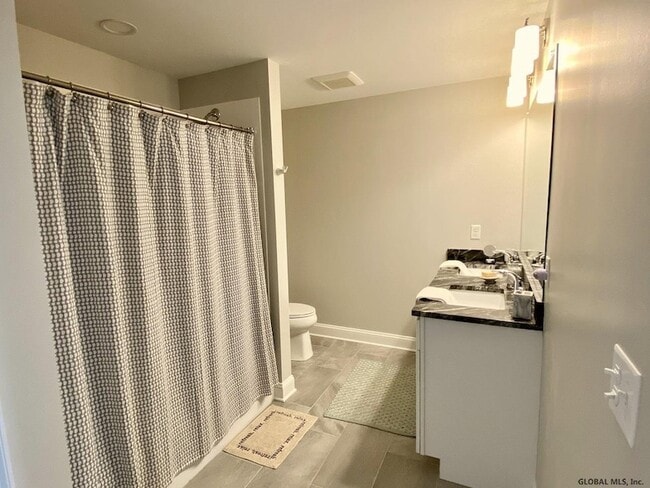 Building Photo - 77 Van Dam St