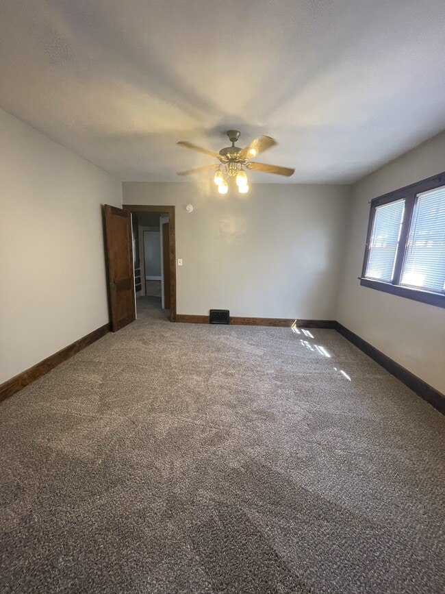 Building Photo - 4104 N Lockwood Ave