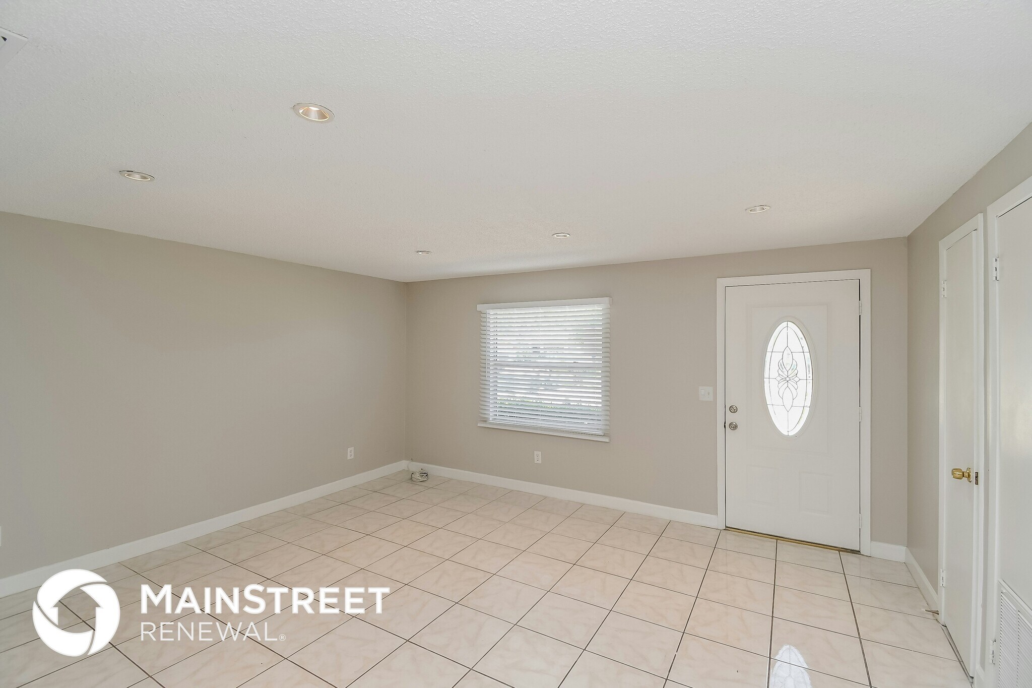 Building Photo - 11848 Minford Cir S