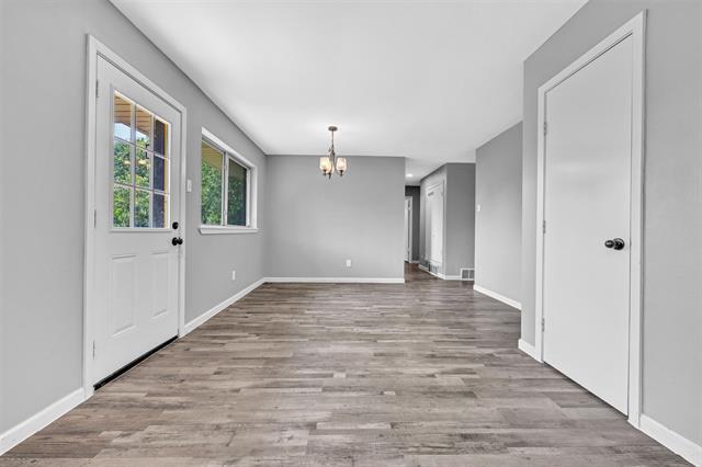 Building Photo - 2628 Belhaven Dr