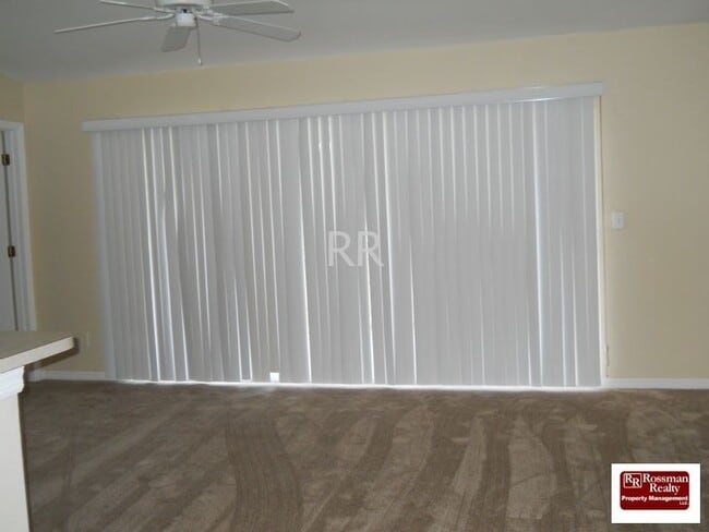 Building Photo - 2016 NE 7th Pl