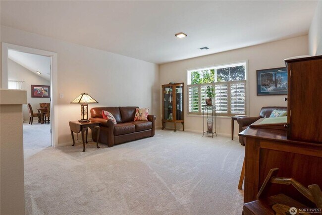 Building Photo - Elegant 3 Bedroom Home in Harbor Crossing ...