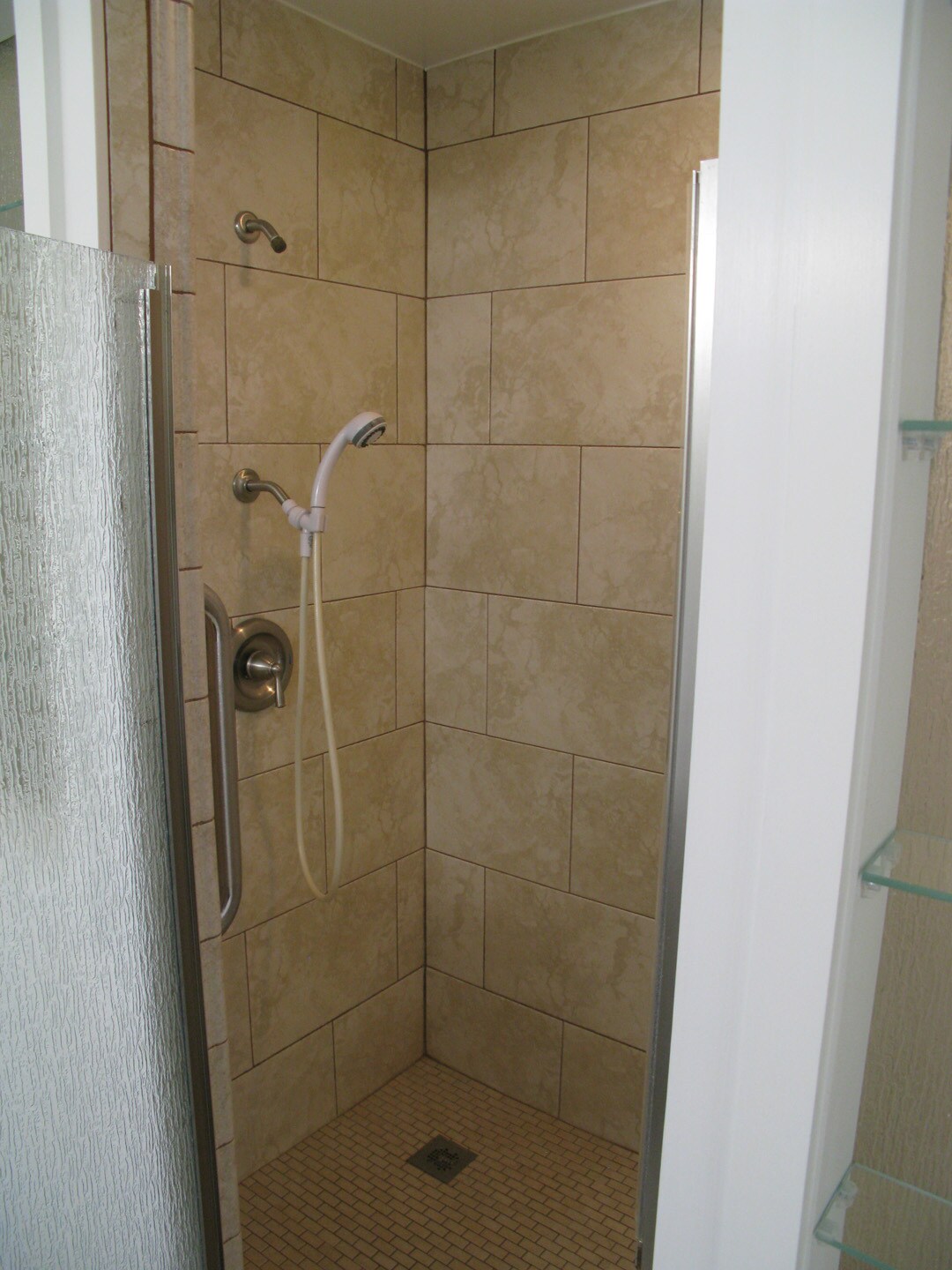 Building Photo - 5137 E Vista Hermosa St