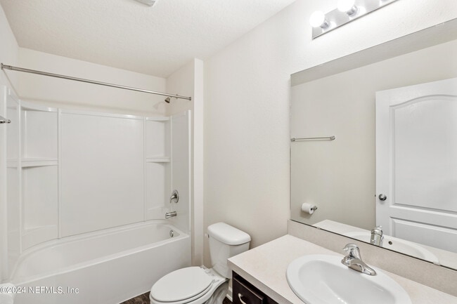 Building Photo - 3018 Fisher Oak Pl