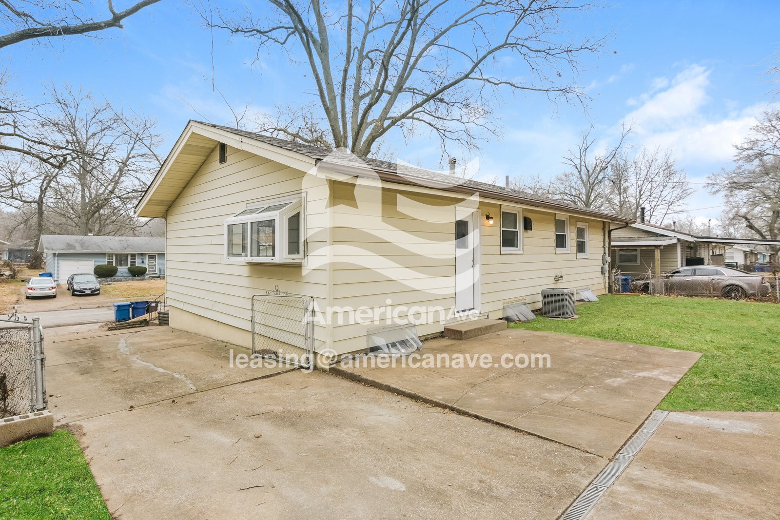 Building Photo - 1048 Renshaw Dr