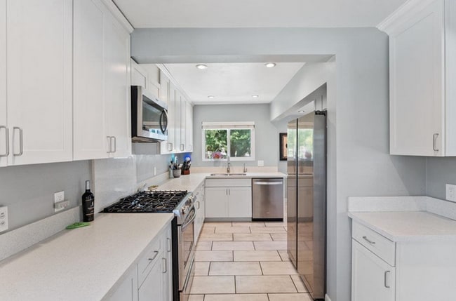 Building Photo - Watsonville: Tranquil Home & Ranch/Farm on...