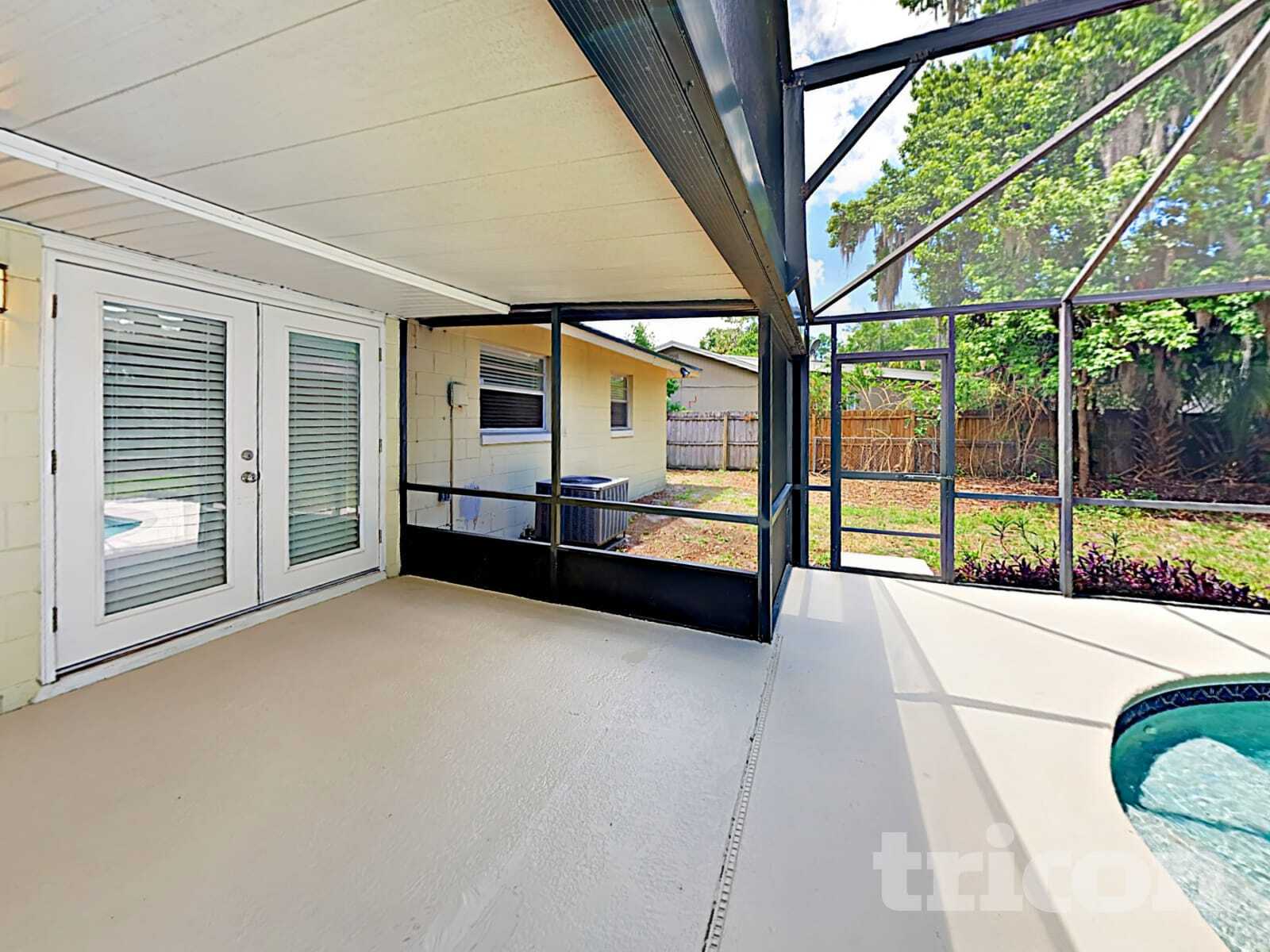 Building Photo - 120 N Alderwood St