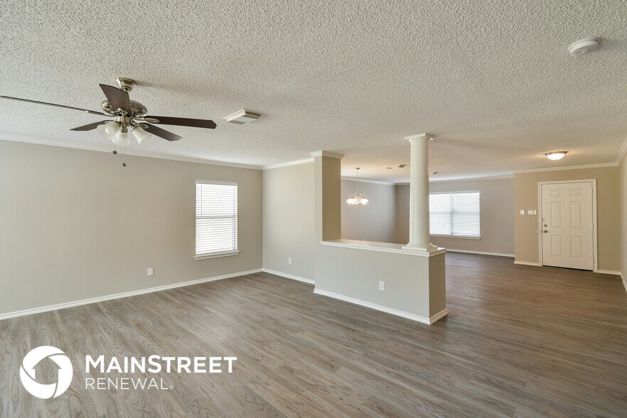 Building Photo - 8148 Chestnut Barr Dr