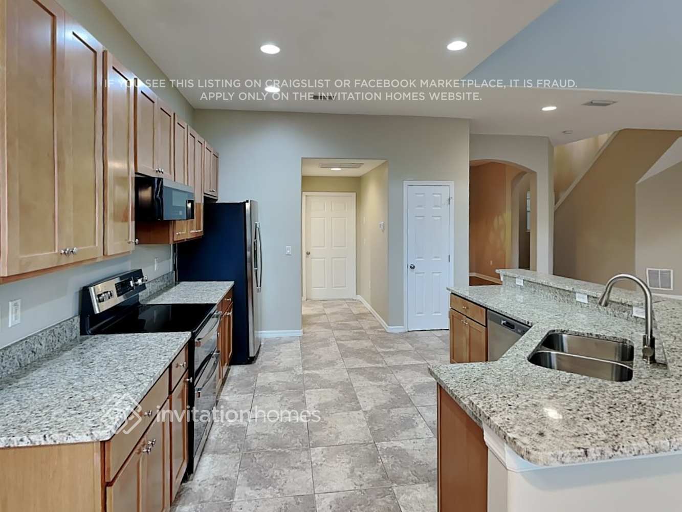 Building Photo - 1731 Southern Oak Loop