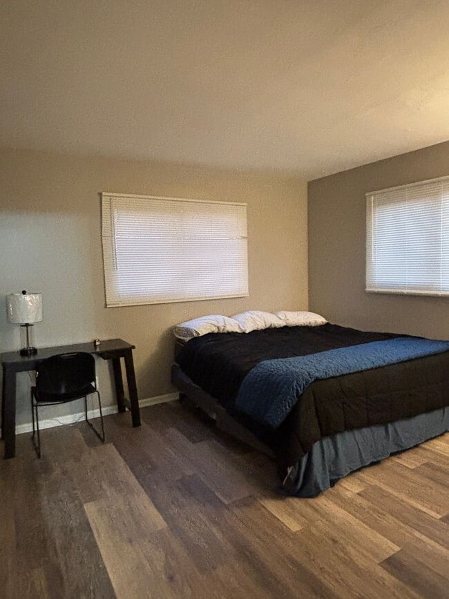 Building Photo - Georgia Street Apartments