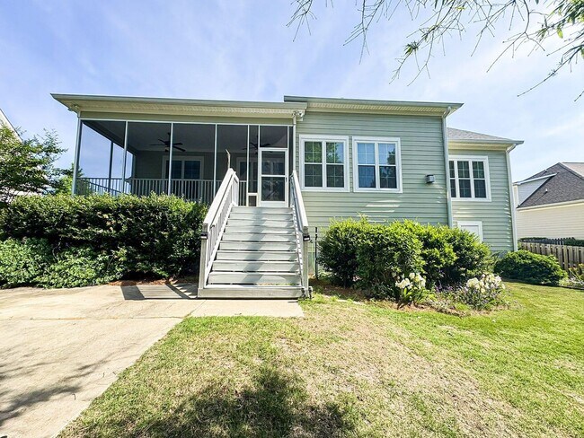 Building Photo - 924 Kate Dr
