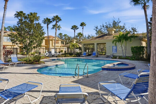 Building Photo - Bay Isle II