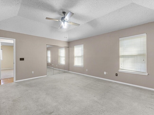 Building Photo - 11406 Sunshine Park Dr