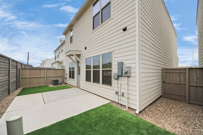 Building Photo - 7310 Corey Rushing Ln