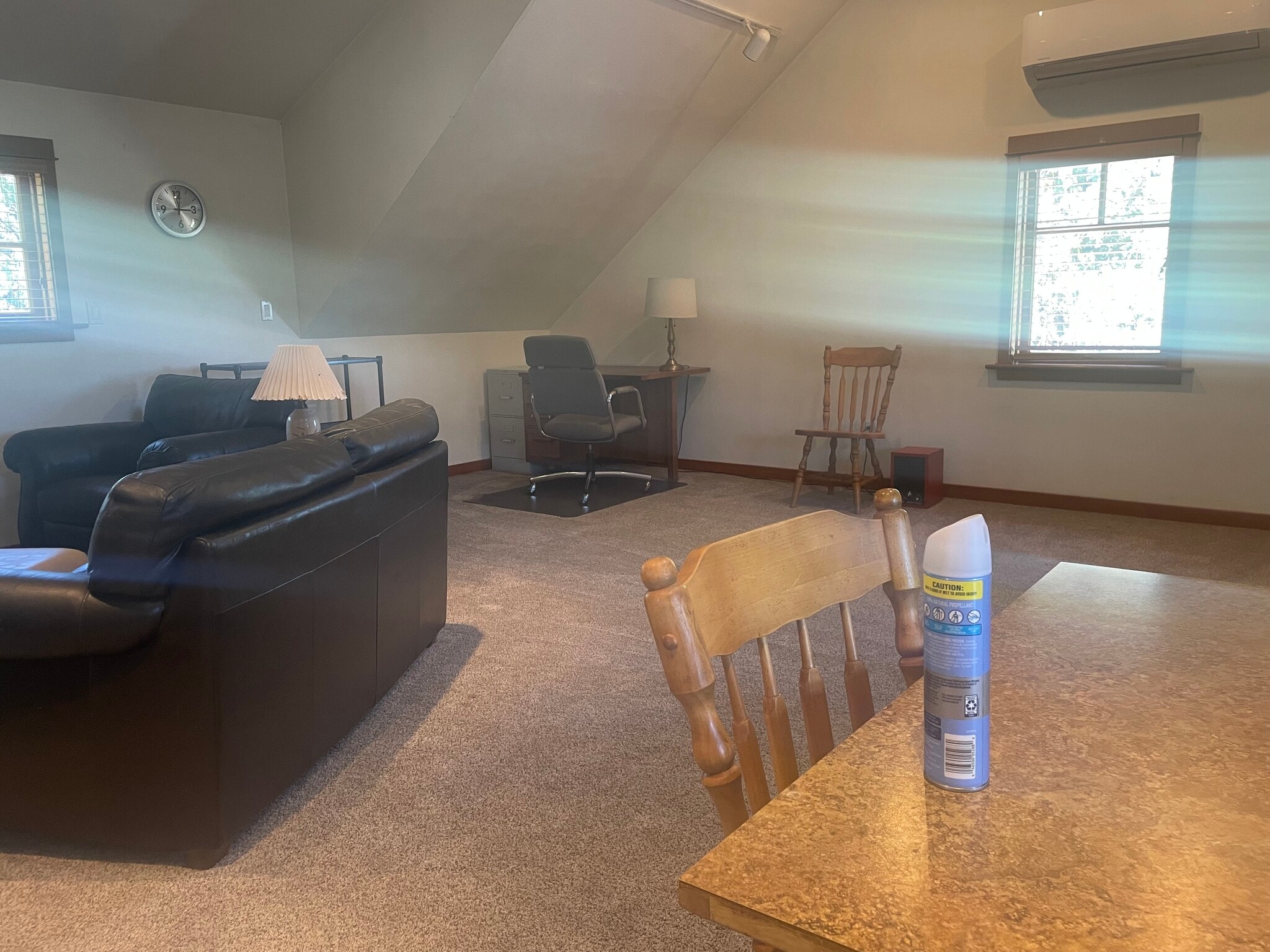 Building Photo - 16075 Fox Ridge Cir