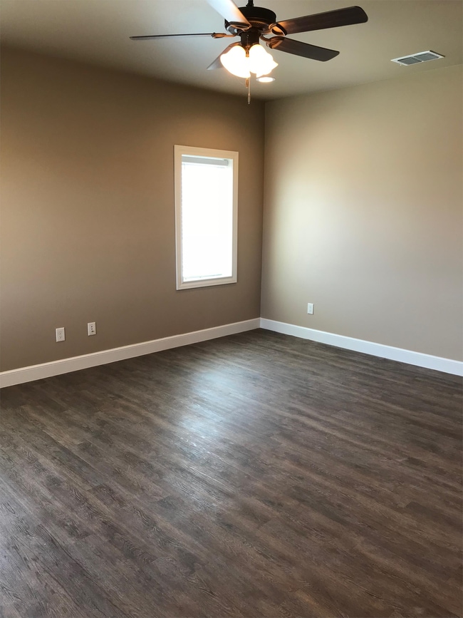 Building Photo - 6922 C R 6400