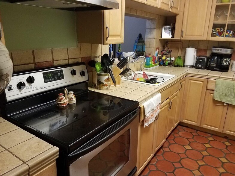 Building Photo - 8500 SW 133rd Avenue Rd