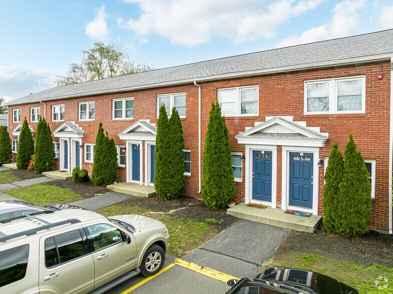 Cliffside Apartments 248 Amherst Rd Sunderland MA 01375 Apartment