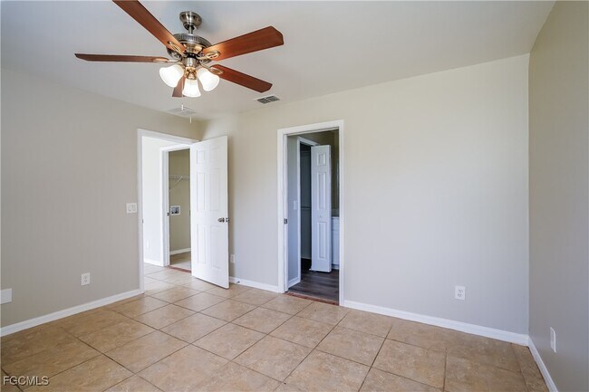 Building Photo - 2050 NW 7th Terrace