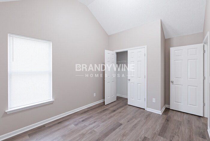 Building Photo - 5194 Seaside Ct