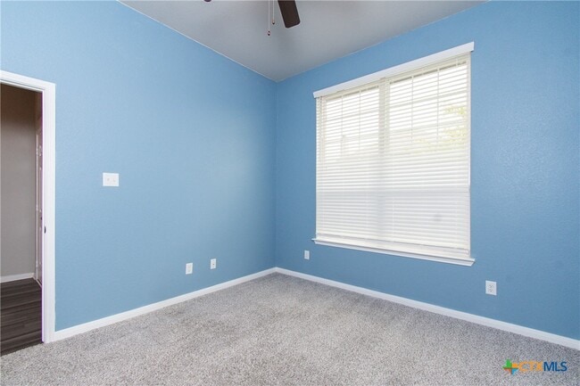 Building Photo - 8207 Montclair Dr